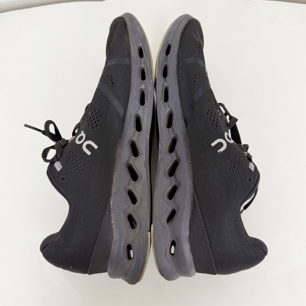 OnCloud CloudSurfer Men’s Black/White - Picture 6 of 9